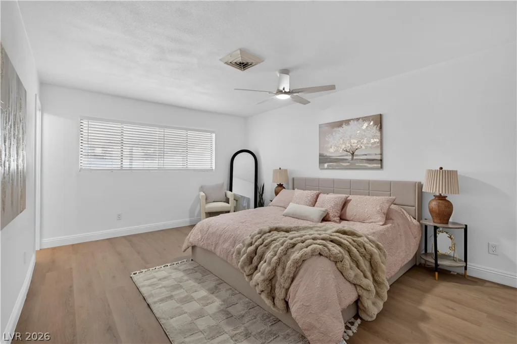 4289 Vegas Valley, Las Vegas, NV 89121
