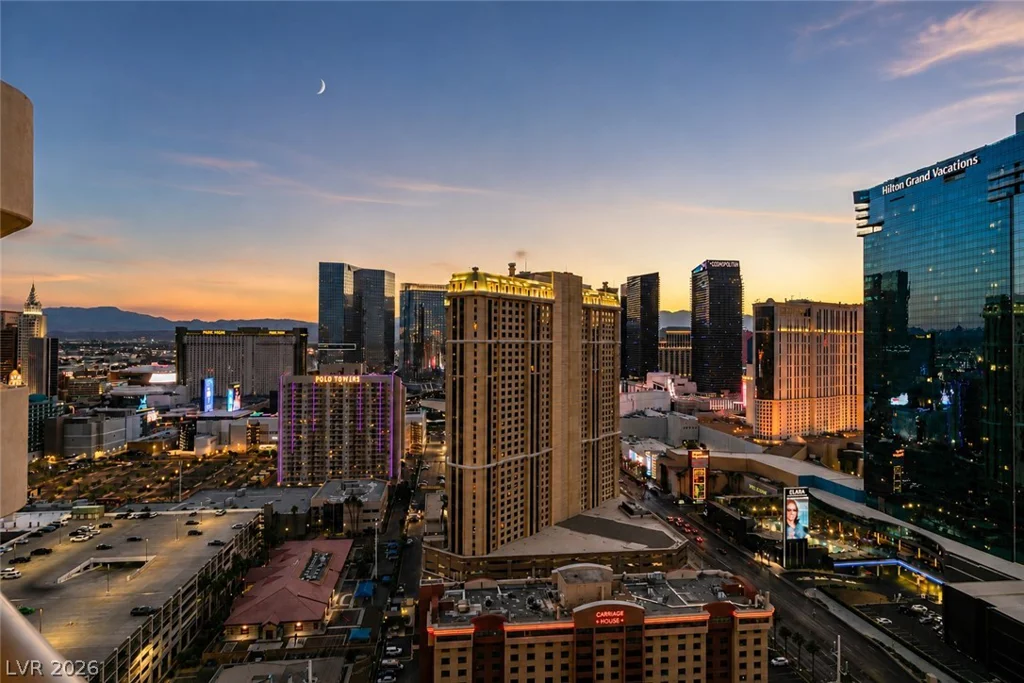 145 HARMON, Las Vegas, NV 89109