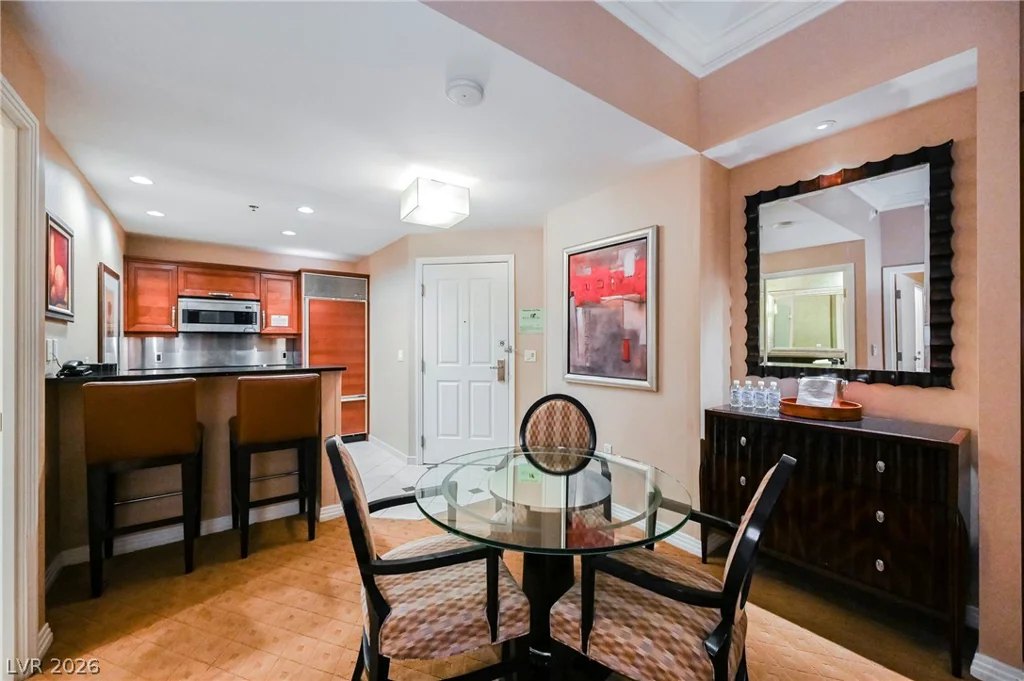 145 HARMON, Las Vegas, NV 89109