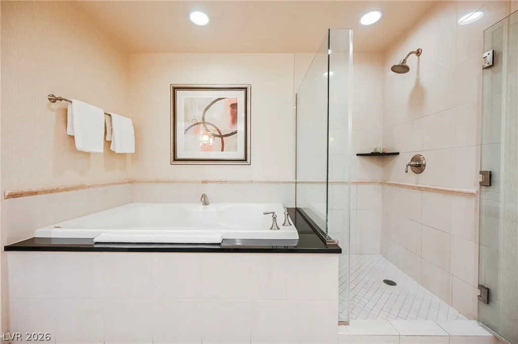 145 HARMON, Las Vegas, NV 89109