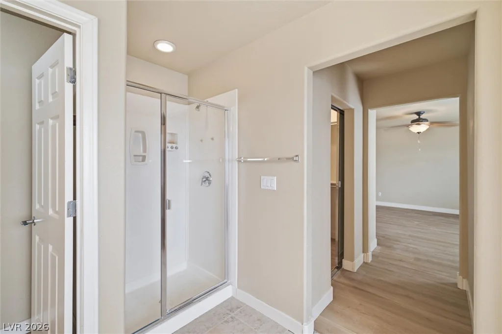 28 Glaring, Henderson, NV 89002