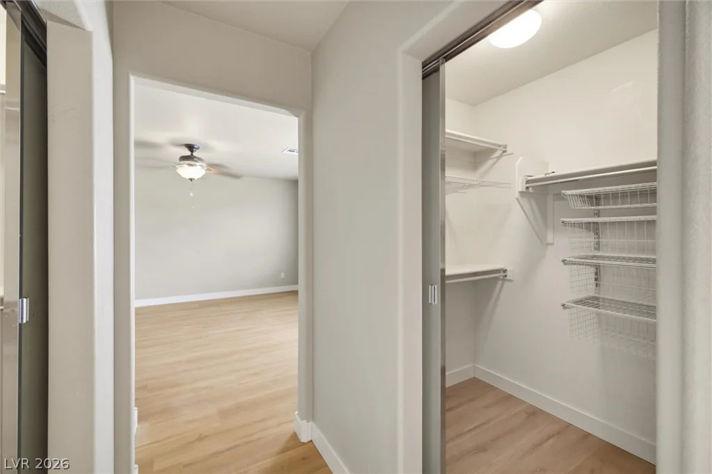 28 Glaring, Henderson, NV 89002