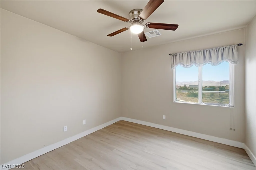 28 Glaring, Henderson, NV 89002