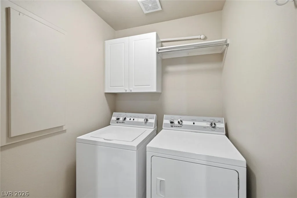 28 Glaring, Henderson, NV 89002