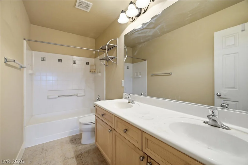 28 Glaring, Henderson, NV 89002