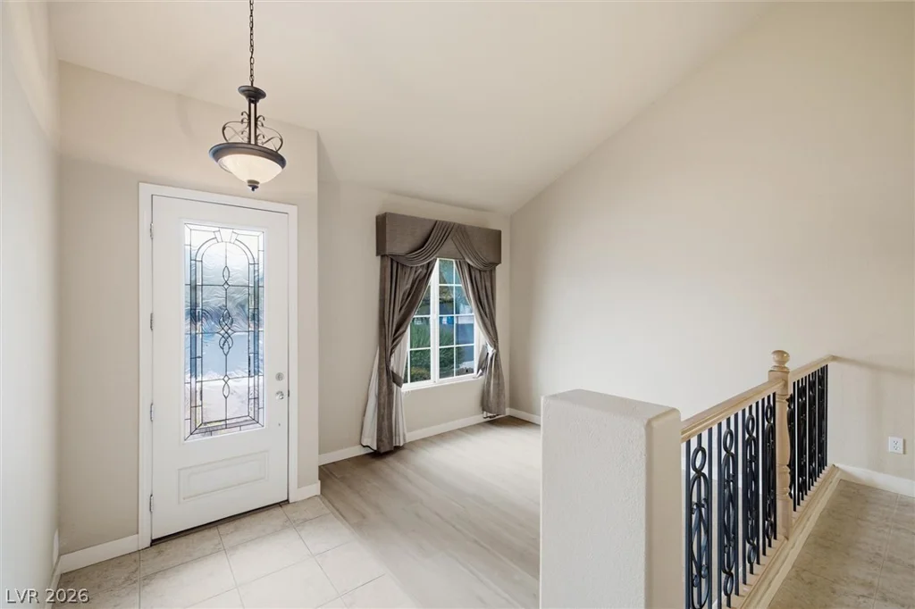 28 Glaring, Henderson, NV 89002
