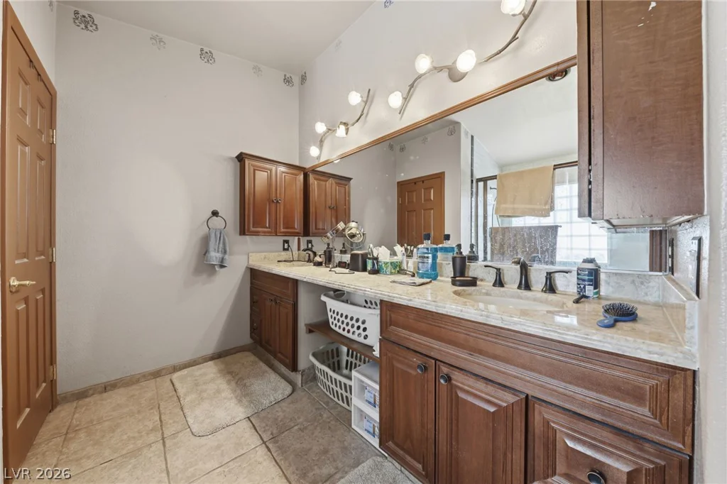 5808 Shoko Bay, Las Vegas, NV 89130