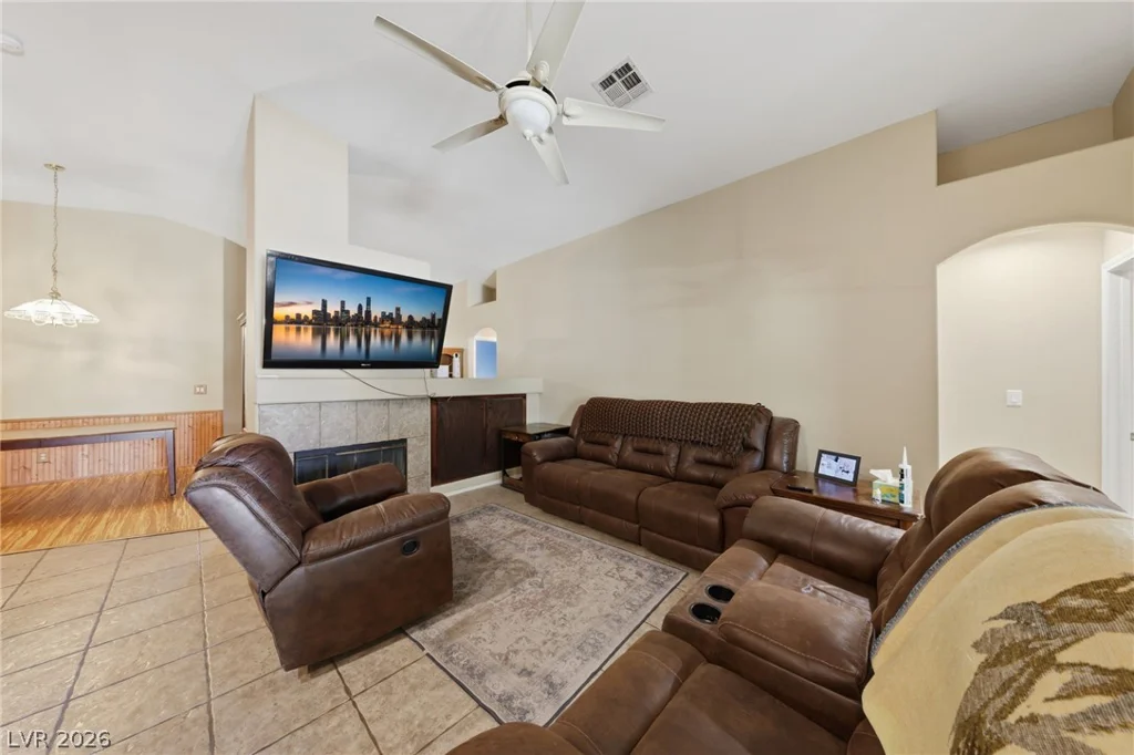 5808 Shoko Bay, Las Vegas, NV 89130