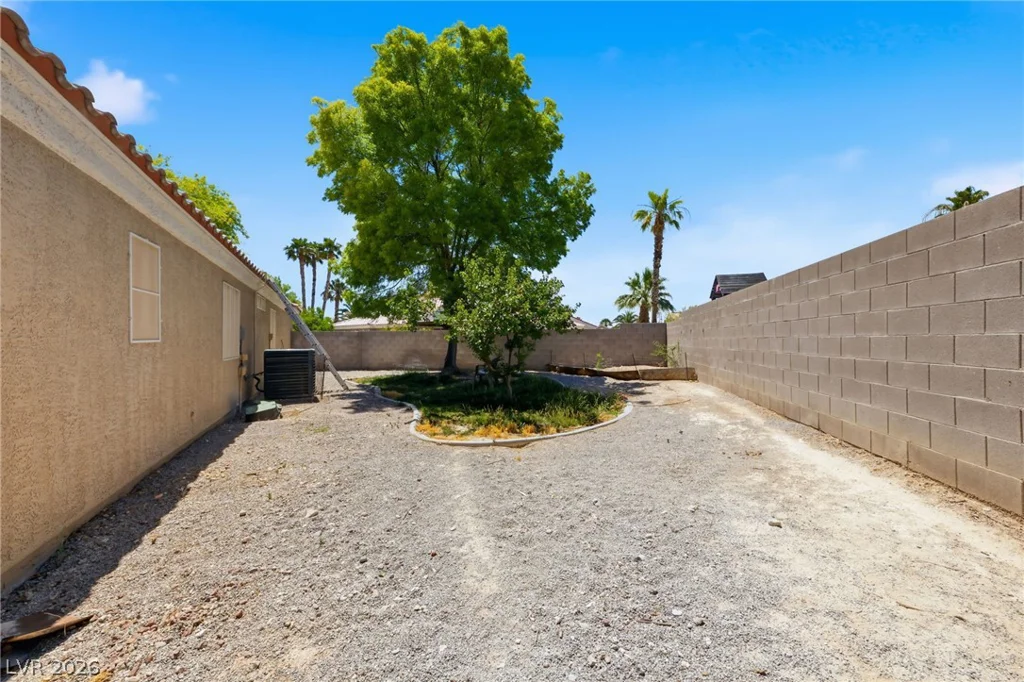 5808 Shoko Bay, Las Vegas, NV 89130