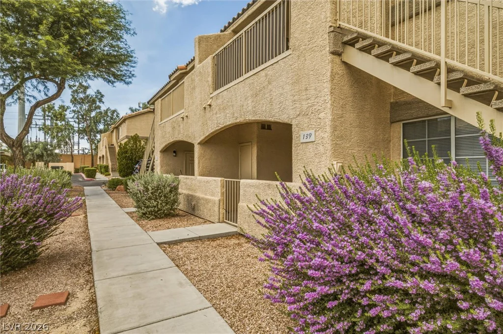 1401 Michael, Las Vegas, NV 89108