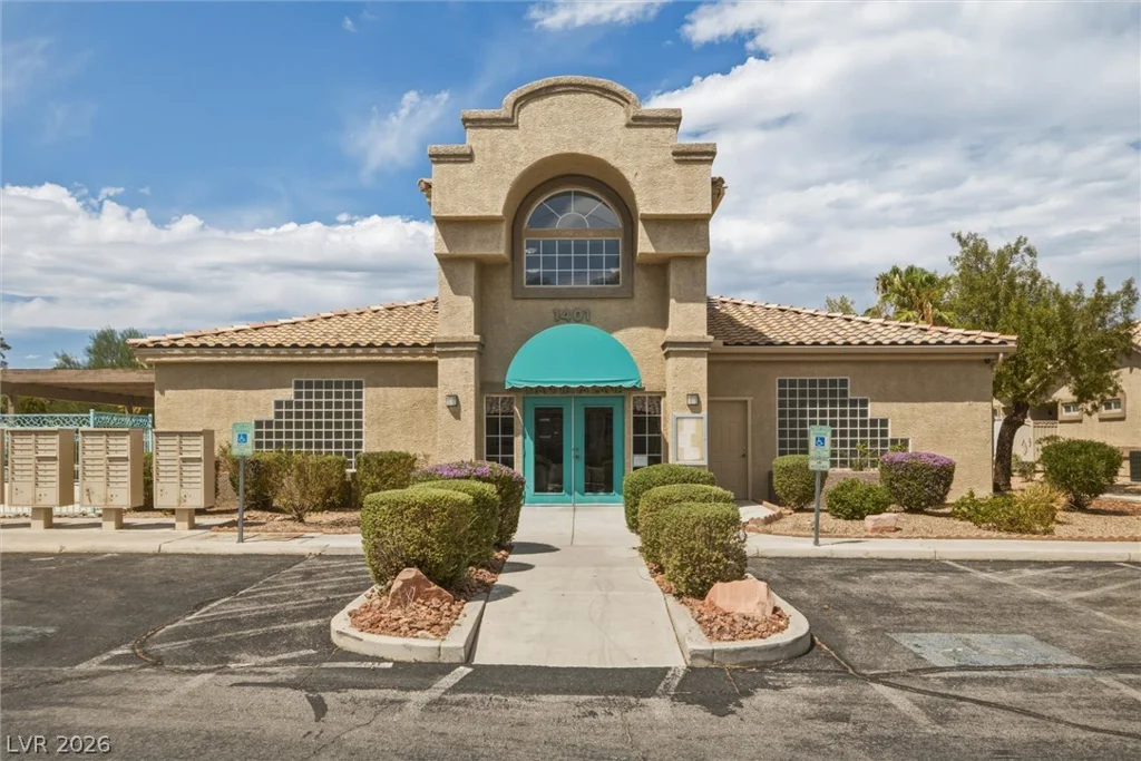 1401 Michael, Las Vegas, NV 89108