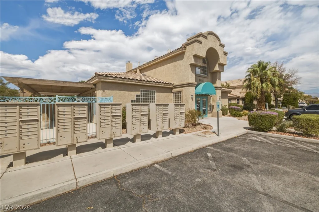 1401 Michael, Las Vegas, NV 89108