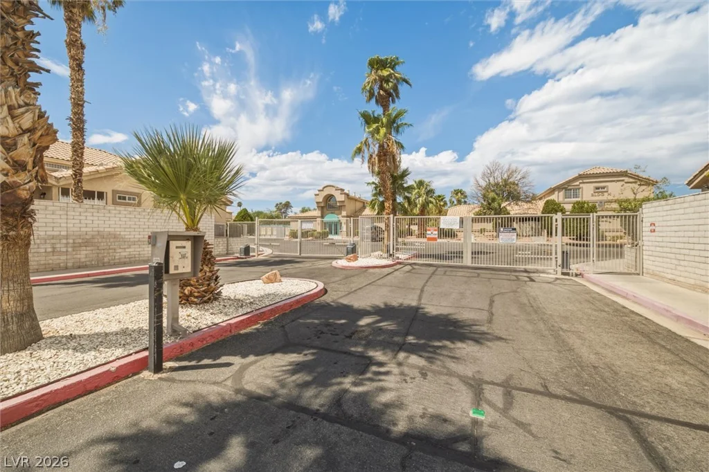 1401 Michael, Las Vegas, NV 89108