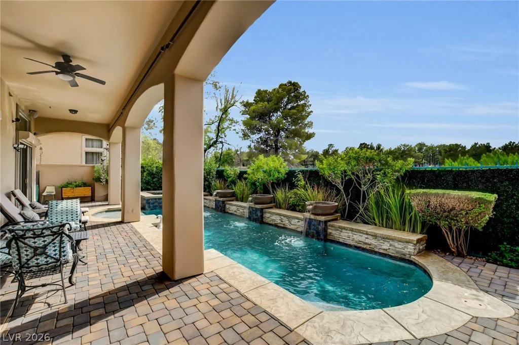 805 Ville Franche, Las Vegas, NV 89145