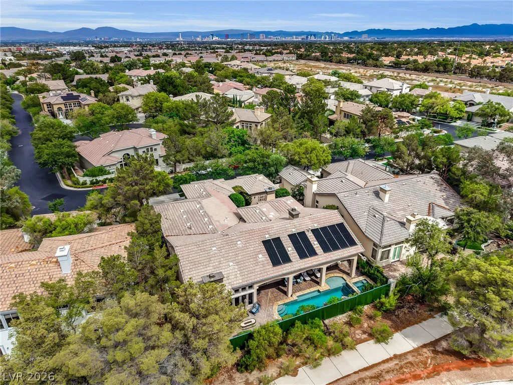 805 Ville Franche, Las Vegas, NV 89145