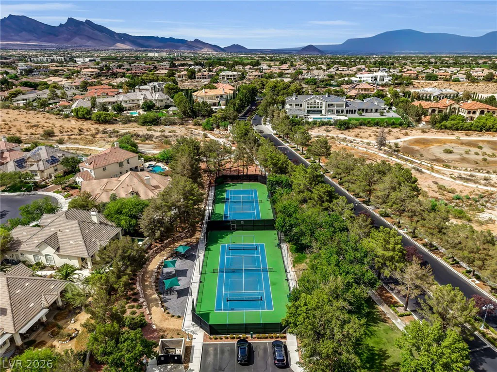 805 Ville Franche, Las Vegas, NV 89145