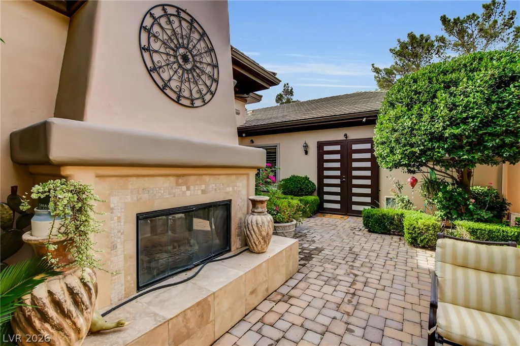 805 Ville Franche, Las Vegas, NV 89145