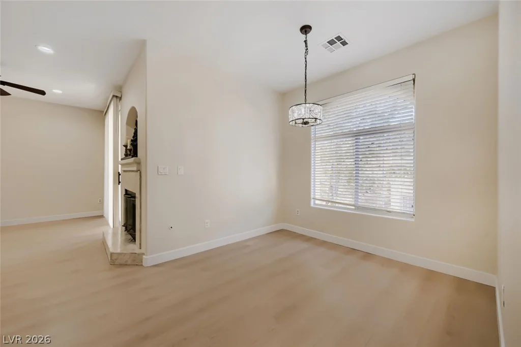 3555 Meridale, Las Vegas, NV 89147