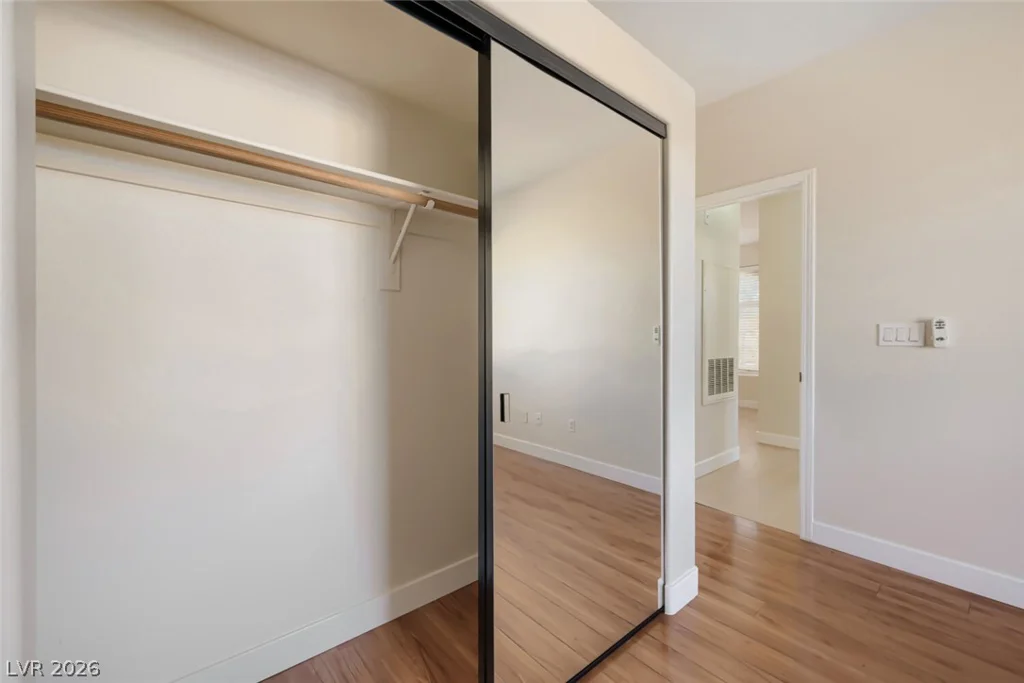 3555 Meridale, Las Vegas, NV 89147