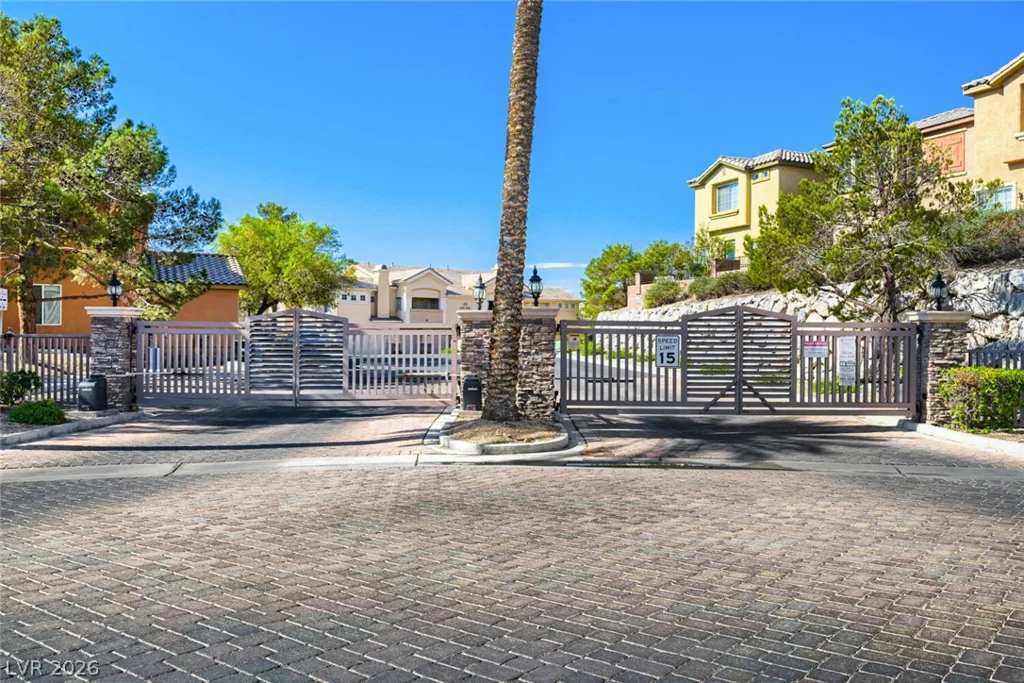 3555 Meridale, Las Vegas, NV 89147