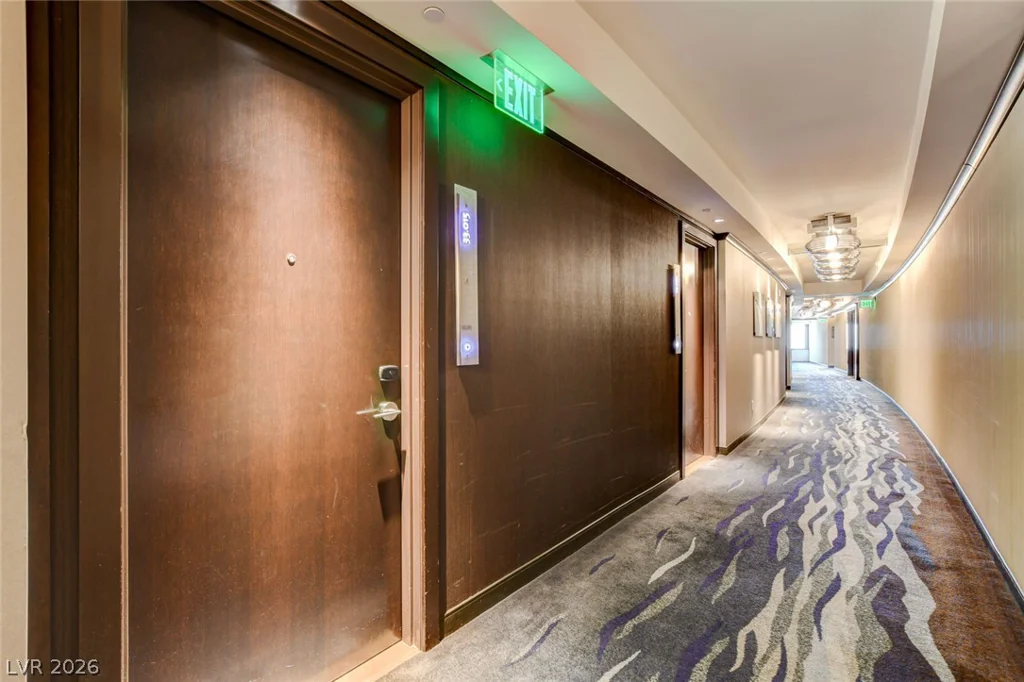 2600 Harmon, Las Vegas, NV 89158