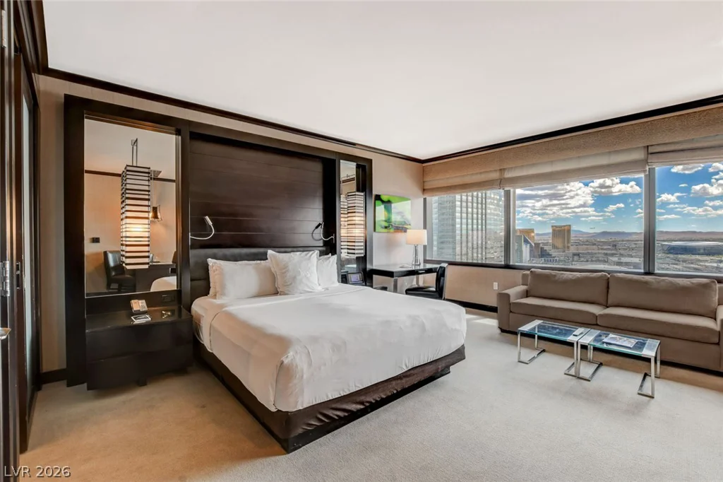 2600 Harmon, Las Vegas, NV 89158