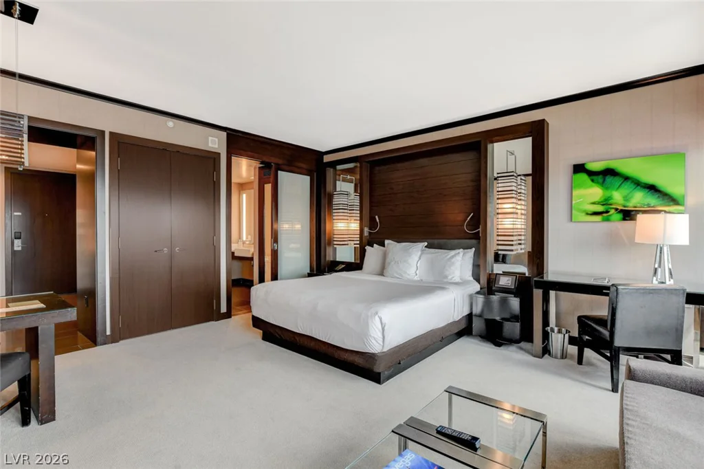 2600 Harmon, Las Vegas, NV 89158