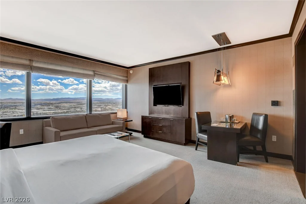2600 Harmon, Las Vegas, NV 89158