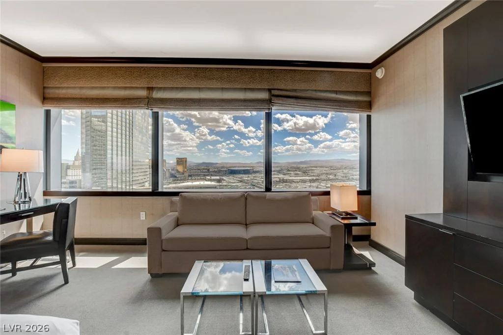 2600 Harmon, Las Vegas, NV 89158