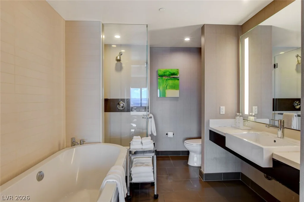 2600 Harmon, Las Vegas, NV 89158