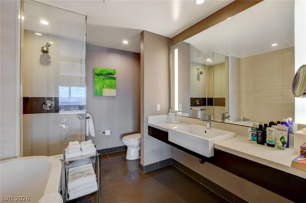 2600 Harmon, Las Vegas, NV 89158