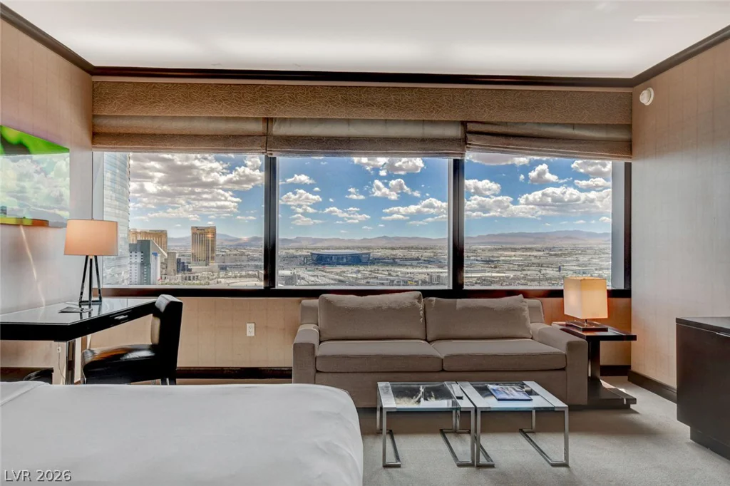 2600 Harmon, Las Vegas, NV 89158