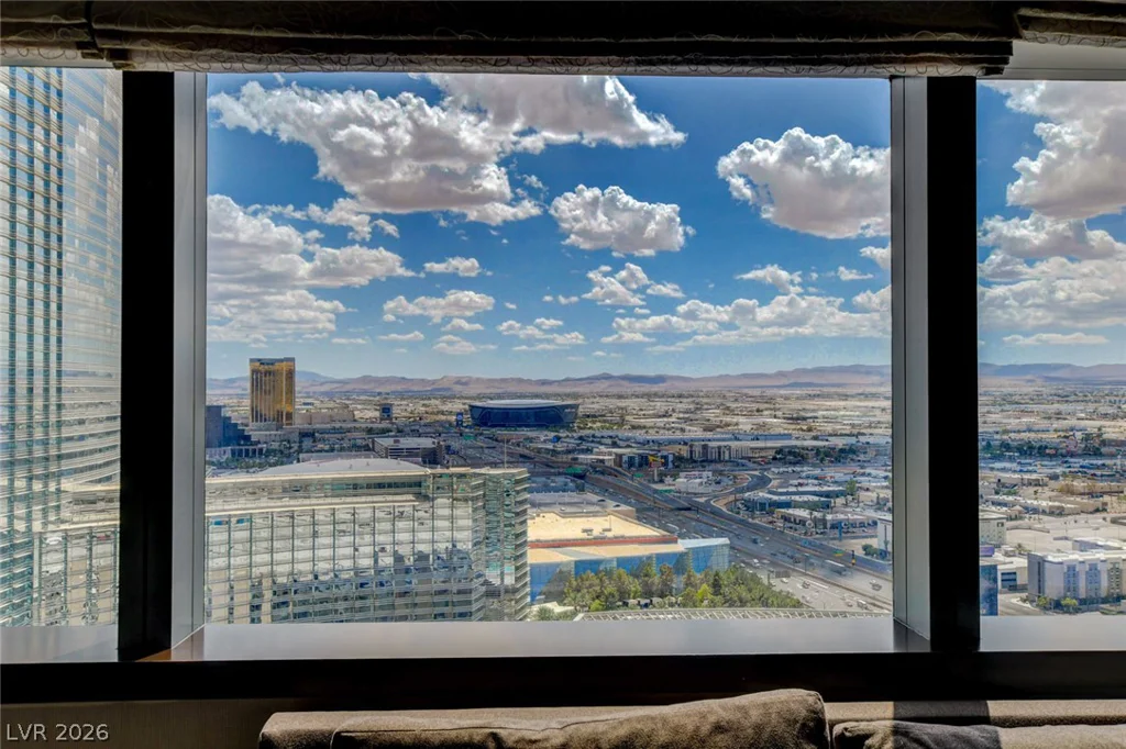2600 Harmon, Las Vegas, NV 89158