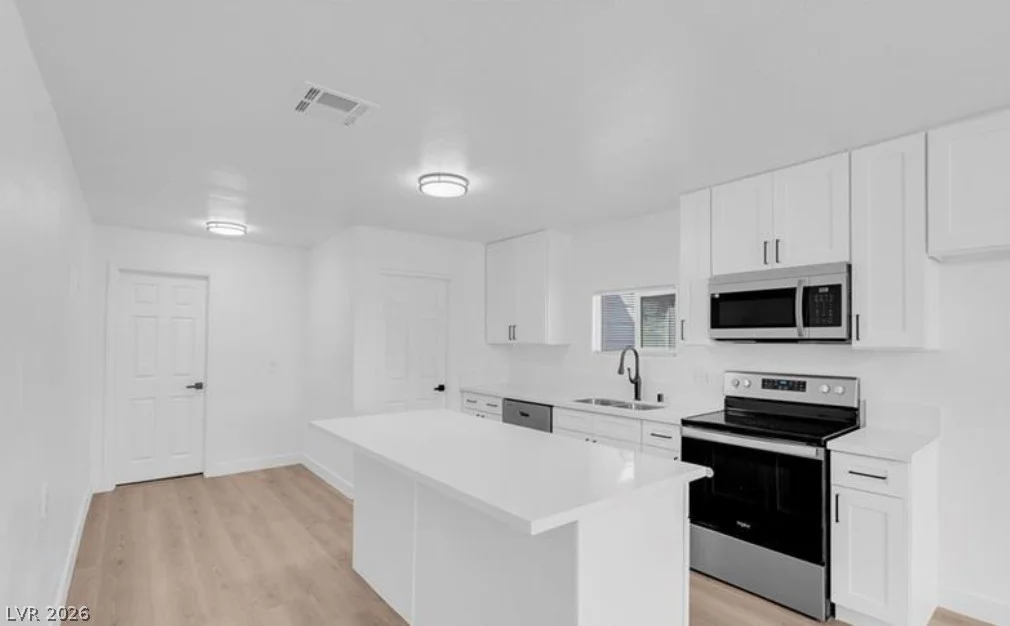 3049 Cedar, Las Vegas, NV 89104