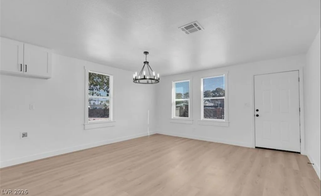3049 Cedar, Las Vegas, NV 89104
