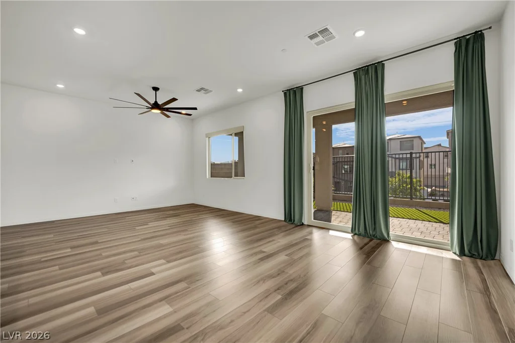 1532 Pacific Baza, Las Vegas, NV 89138