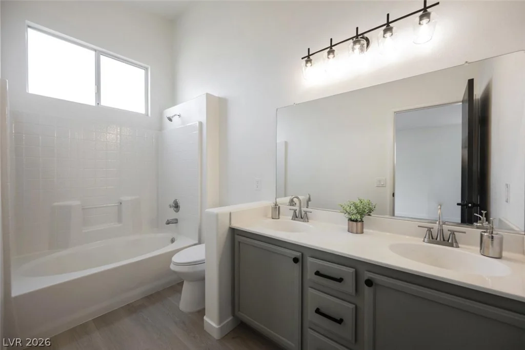 4209 Delhi, North Las Vegas, NV 89032