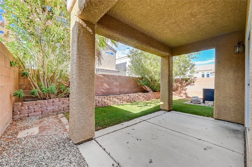 10226 Headrick, Las Vegas, NV 89166