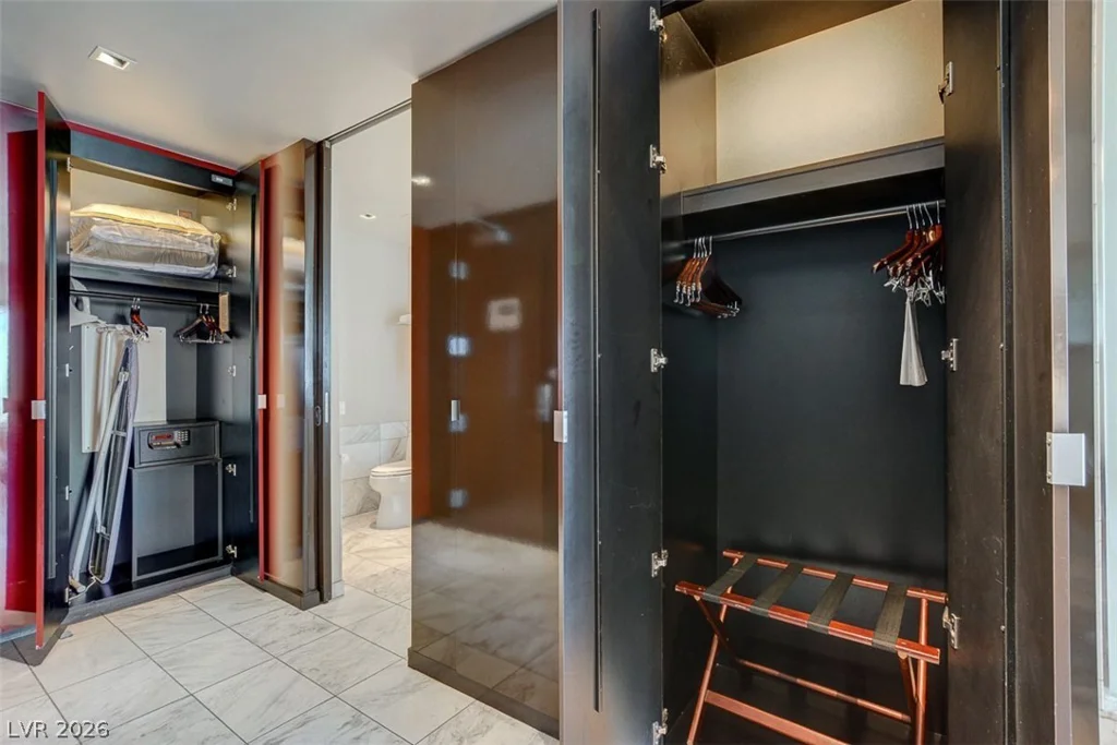 4381 Flamingo, Las Vegas, NV 89103