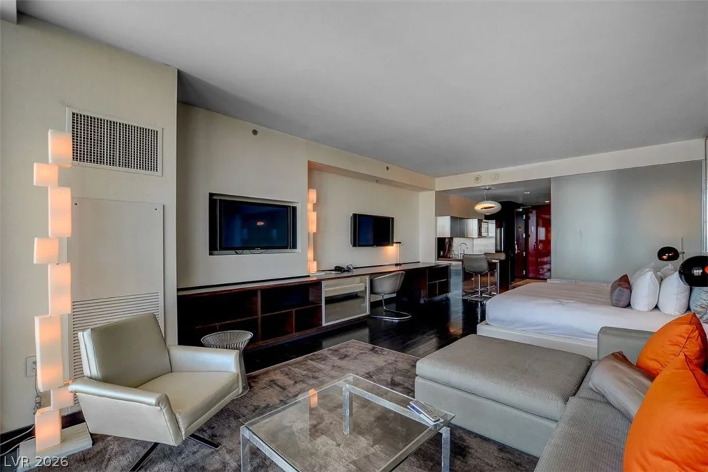 4381 Flamingo, Las Vegas, NV 89103