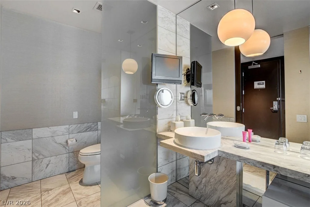 4381 Flamingo, Las Vegas, NV 89103