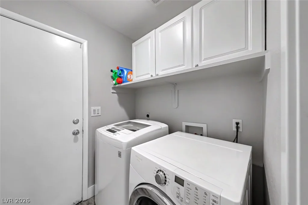 627 Landview, Las Vegas, NV 89123