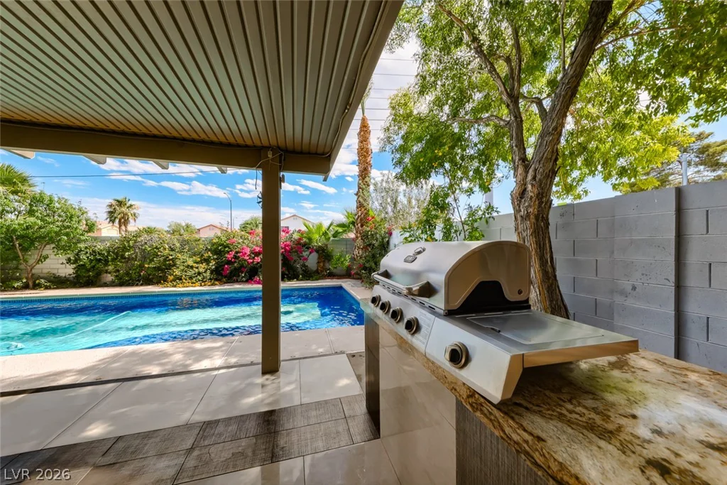 627 Landview, Las Vegas, NV 89123