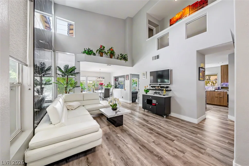 627 Landview, Las Vegas, NV 89123