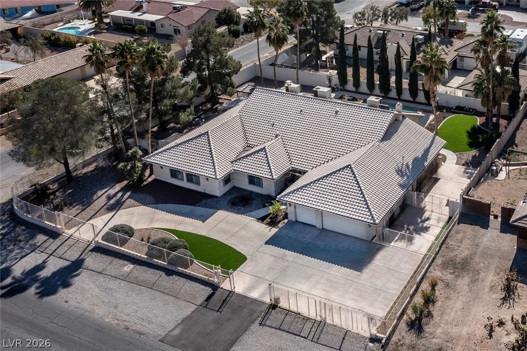 6425 Tara, Las Vegas, NV 89146