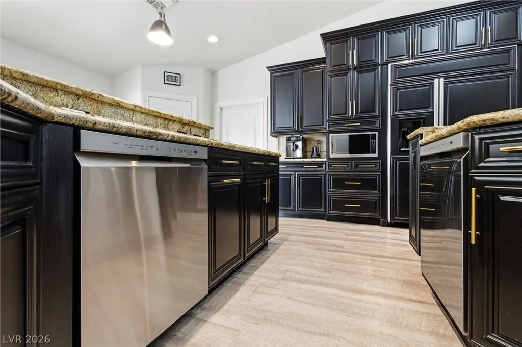 6425 Tara, Las Vegas, NV 89146