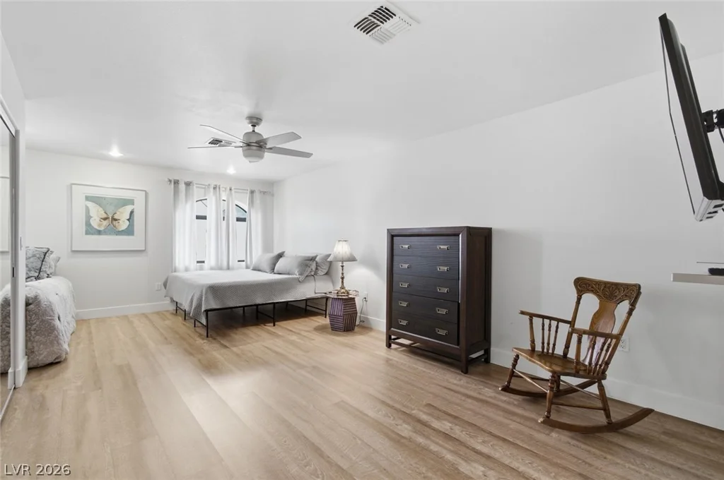 6425 Tara, Las Vegas, NV 89146