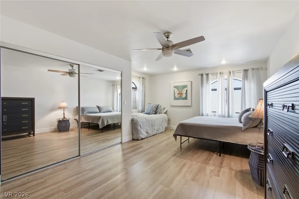 6425 Tara, Las Vegas, NV 89146