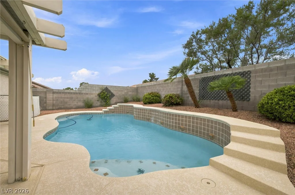 5329 Strawberry Tree, North Las Vegas, NV 89031