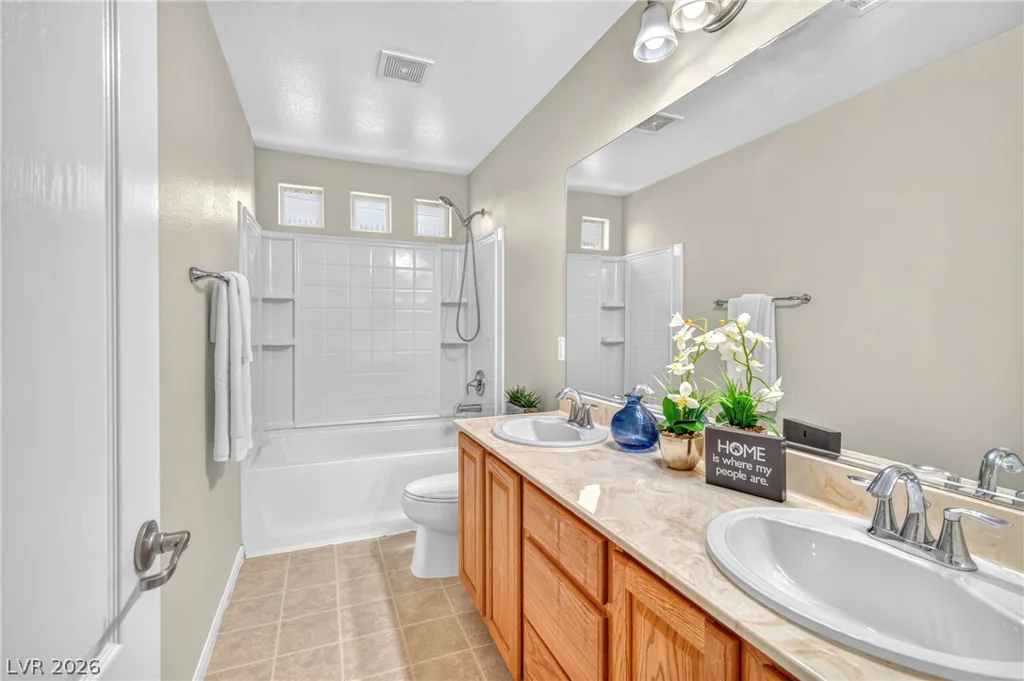 120 Sharp Edge, North Las Vegas, NV 89031